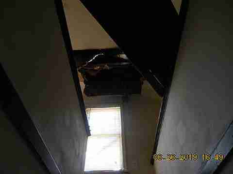 10035 Montrose (24)_m.jpg